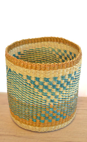 
                  
                    Plant basket - Small
                  
                