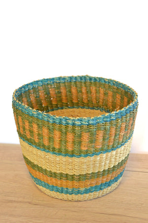 
                  
                    Plant basket - Small
                  
                