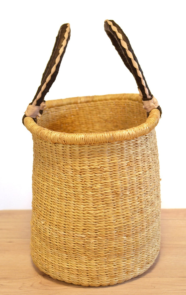 
                  
                    Market Basket (black handles)
                  
                